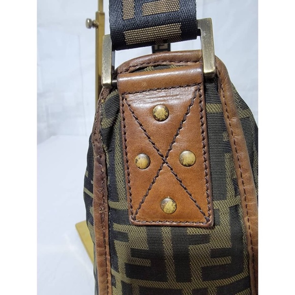 Authentic Fendi Zucca Canvas Zip Messenger Bag Brown - Picture 12 of 16
